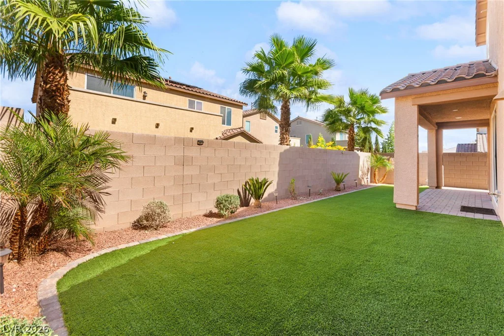 3988 Le Baron, Las Vegas, NV 89141