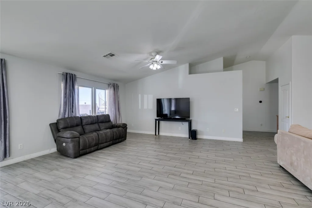 6543 Mahogany Peak, Las Vegas, NV 89110