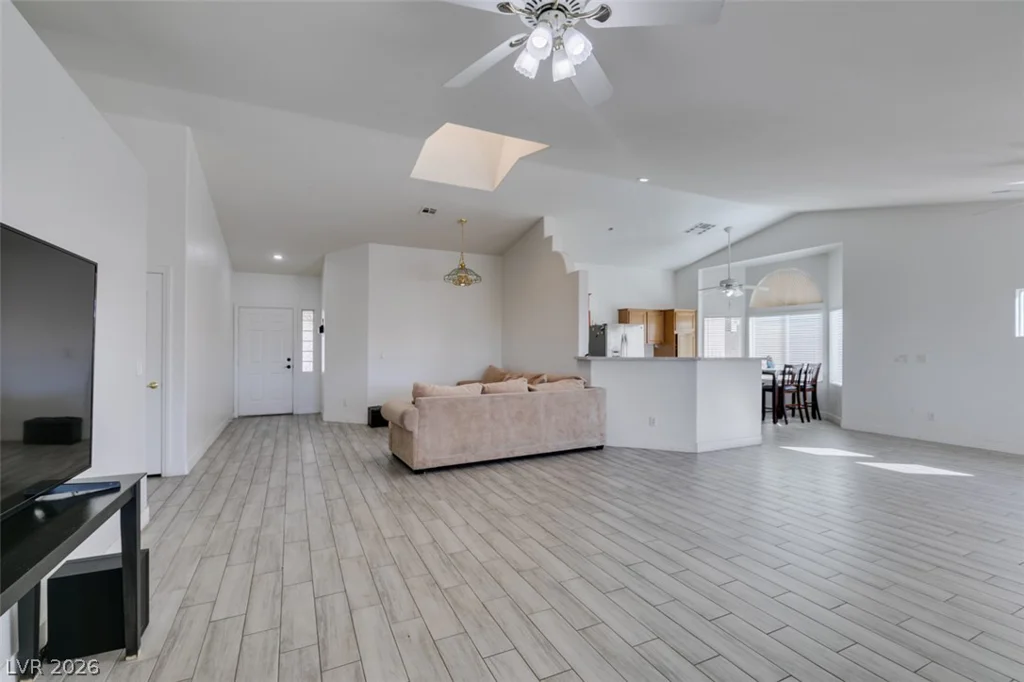 6543 Mahogany Peak, Las Vegas, NV 89110