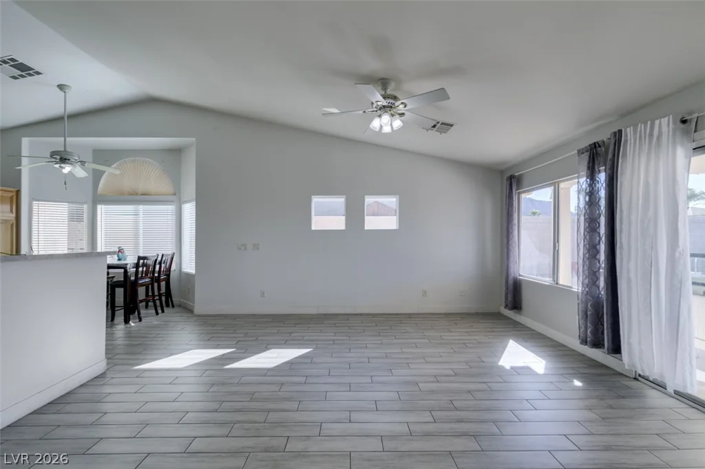 6543 Mahogany Peak, Las Vegas, NV 89110