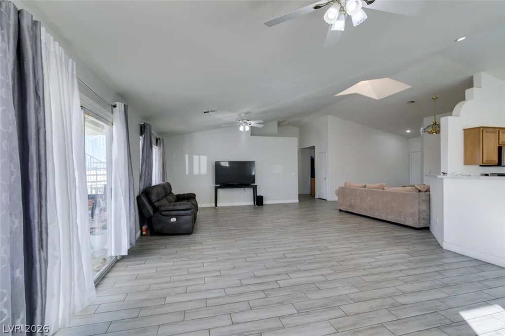 6543 Mahogany Peak, Las Vegas, NV 89110