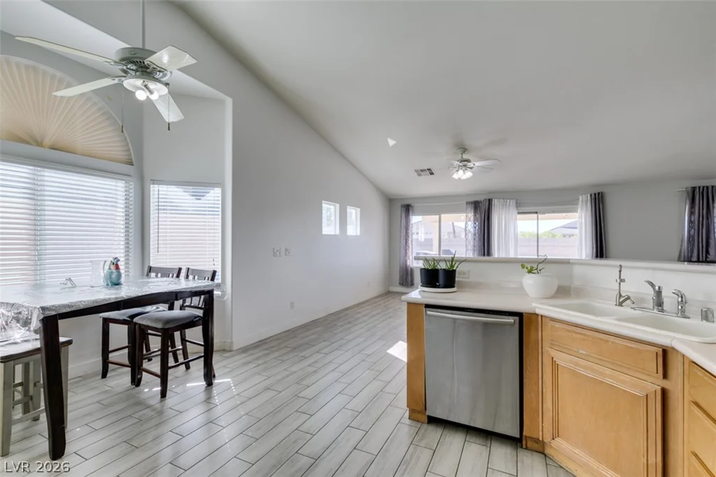 6543 Mahogany Peak, Las Vegas, NV 89110