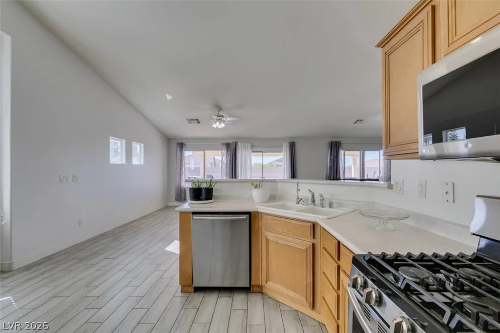 6543 Mahogany Peak, Las Vegas, NV 89110