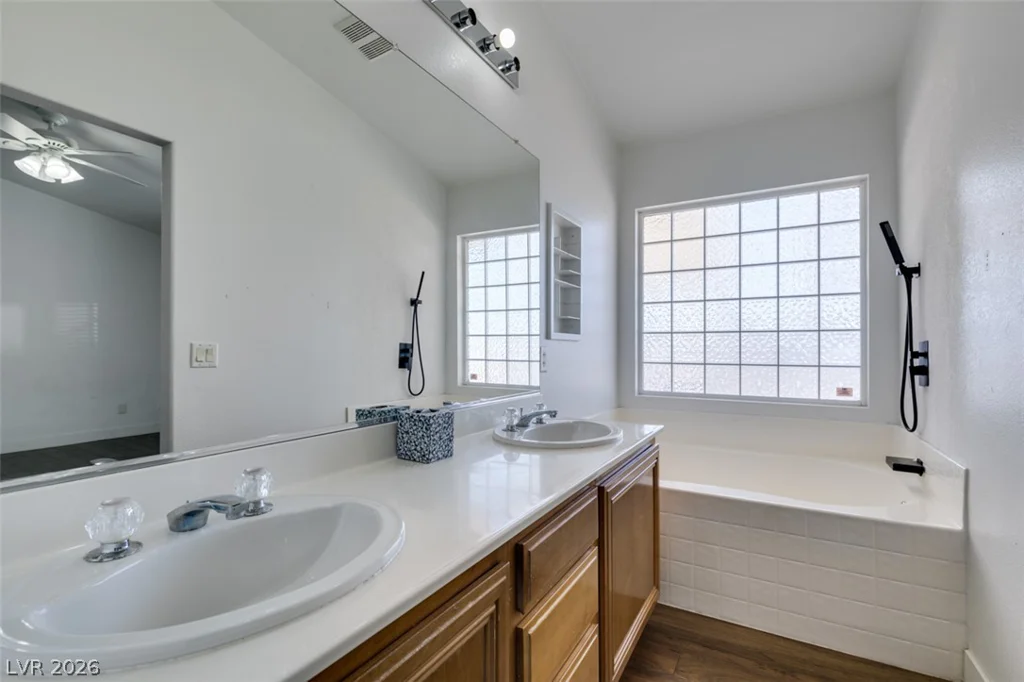 6543 Mahogany Peak, Las Vegas, NV 89110