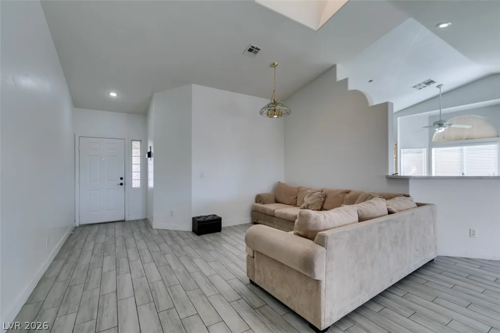 6543 Mahogany Peak, Las Vegas, NV 89110
