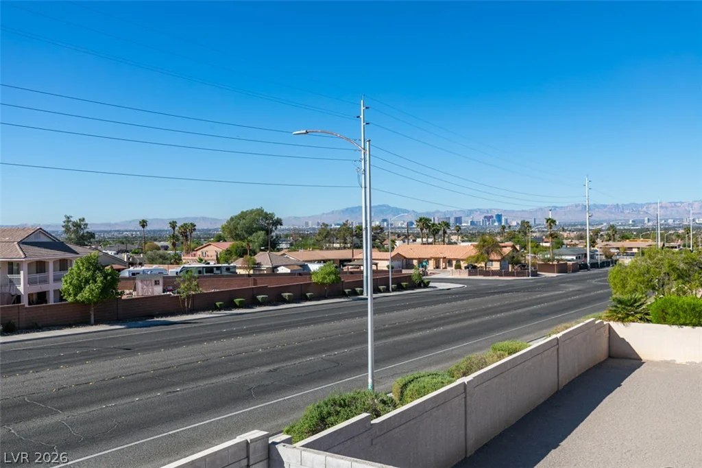6543 Mahogany Peak, Las Vegas, NV 89110