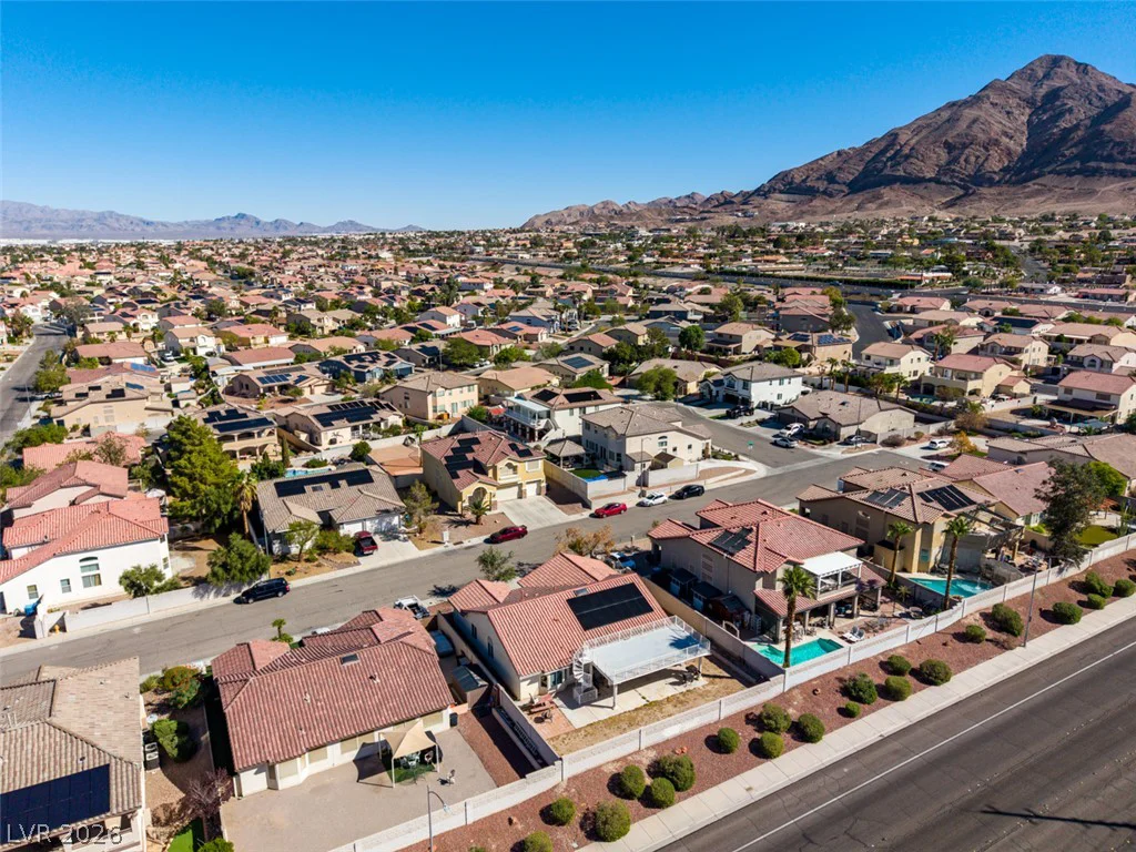 6543 Mahogany Peak, Las Vegas, NV 89110