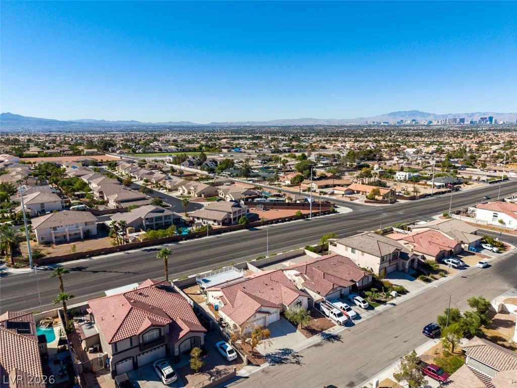 6543 Mahogany Peak, Las Vegas, NV 89110