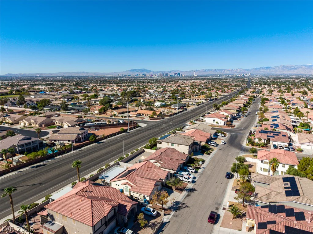 6543 Mahogany Peak, Las Vegas, NV 89110