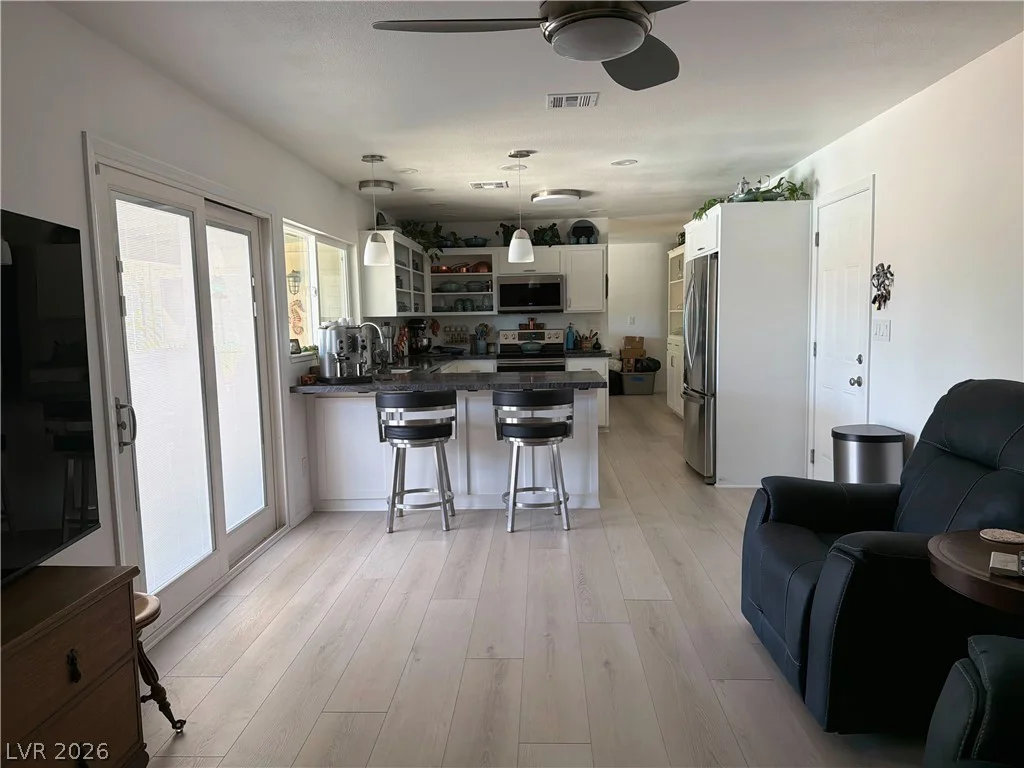5855 Oakey, Las Vegas, NV 89146