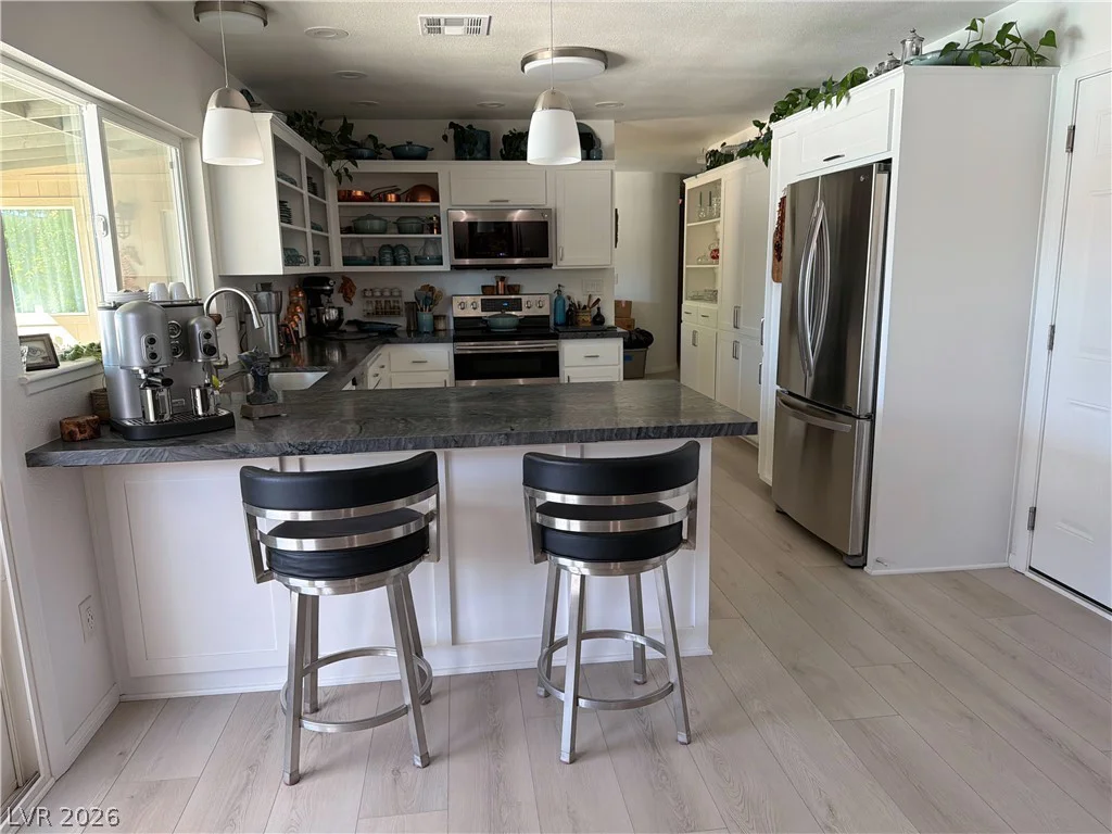 5855 Oakey, Las Vegas, NV 89146