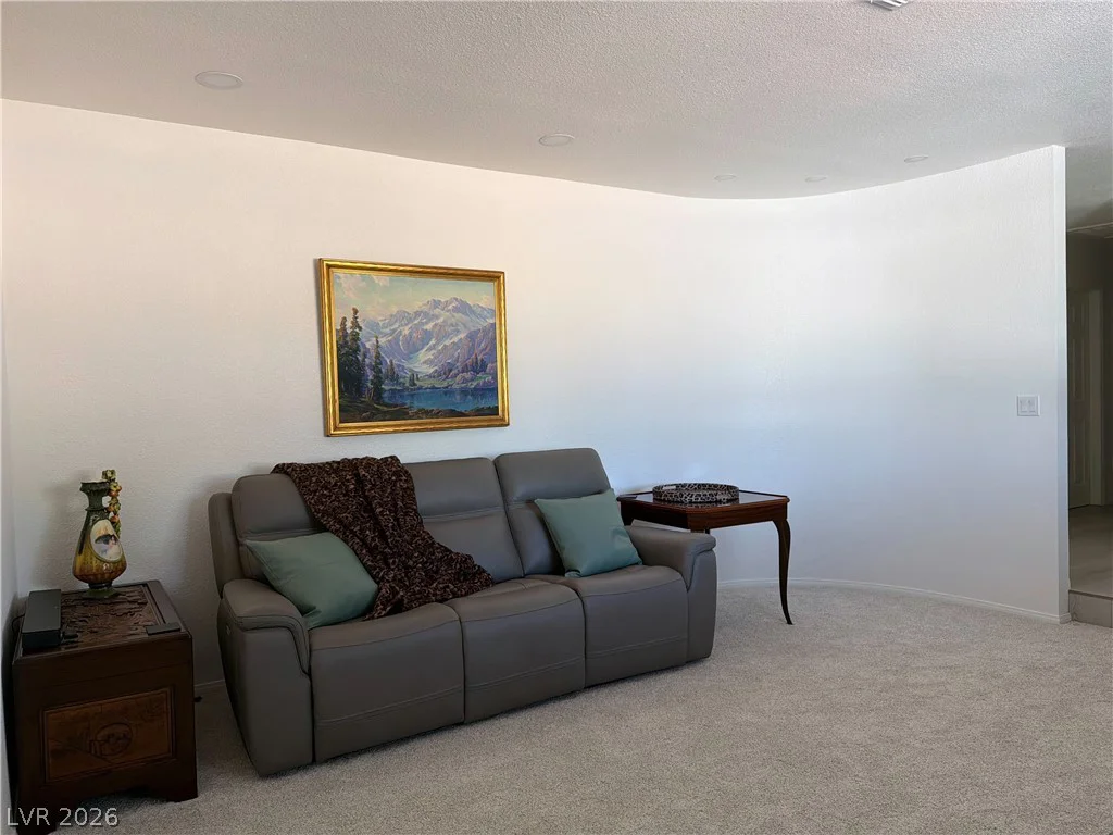 5855 Oakey, Las Vegas, NV 89146