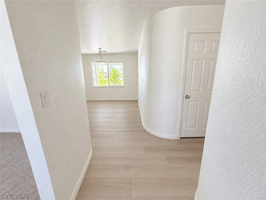 5855 Oakey, Las Vegas, NV 89146