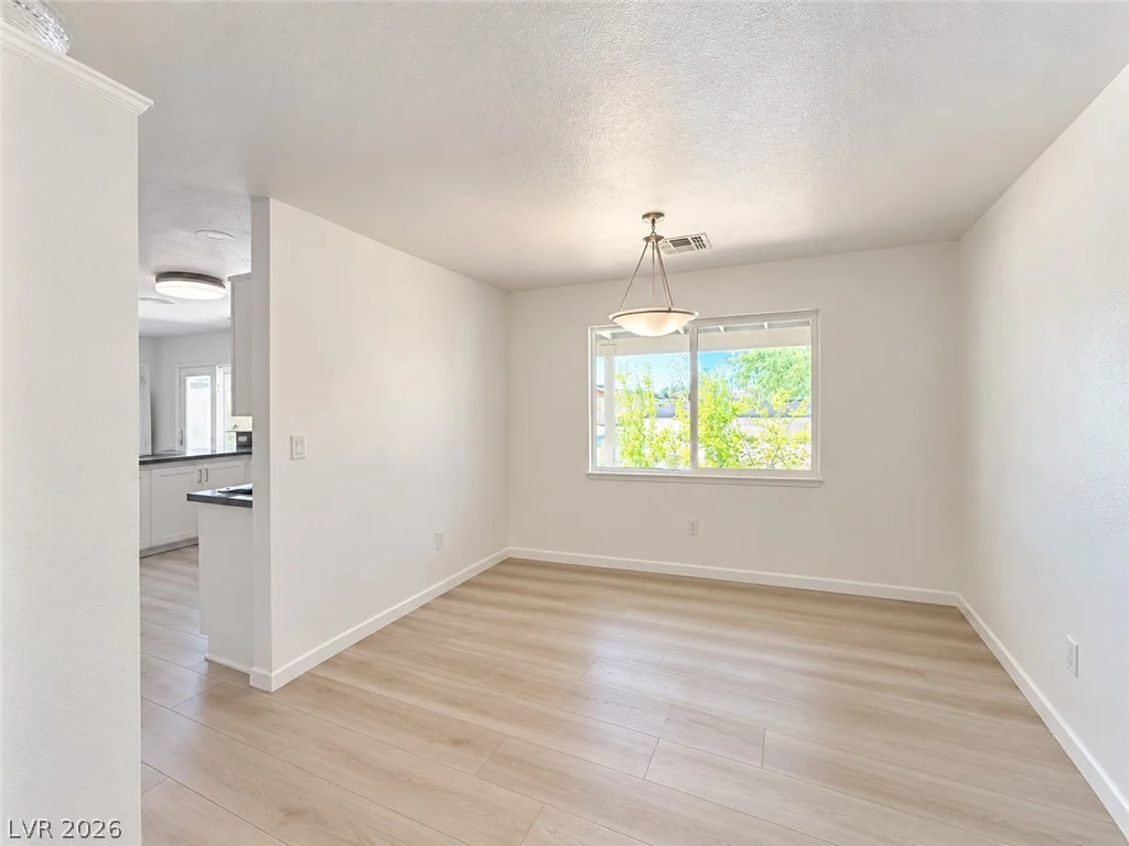 5855 Oakey, Las Vegas, NV 89146