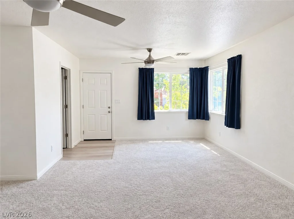 5855 Oakey, Las Vegas, NV 89146
