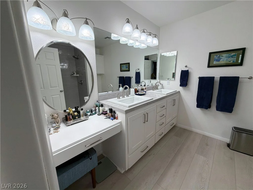 5855 Oakey, Las Vegas, NV 89146
