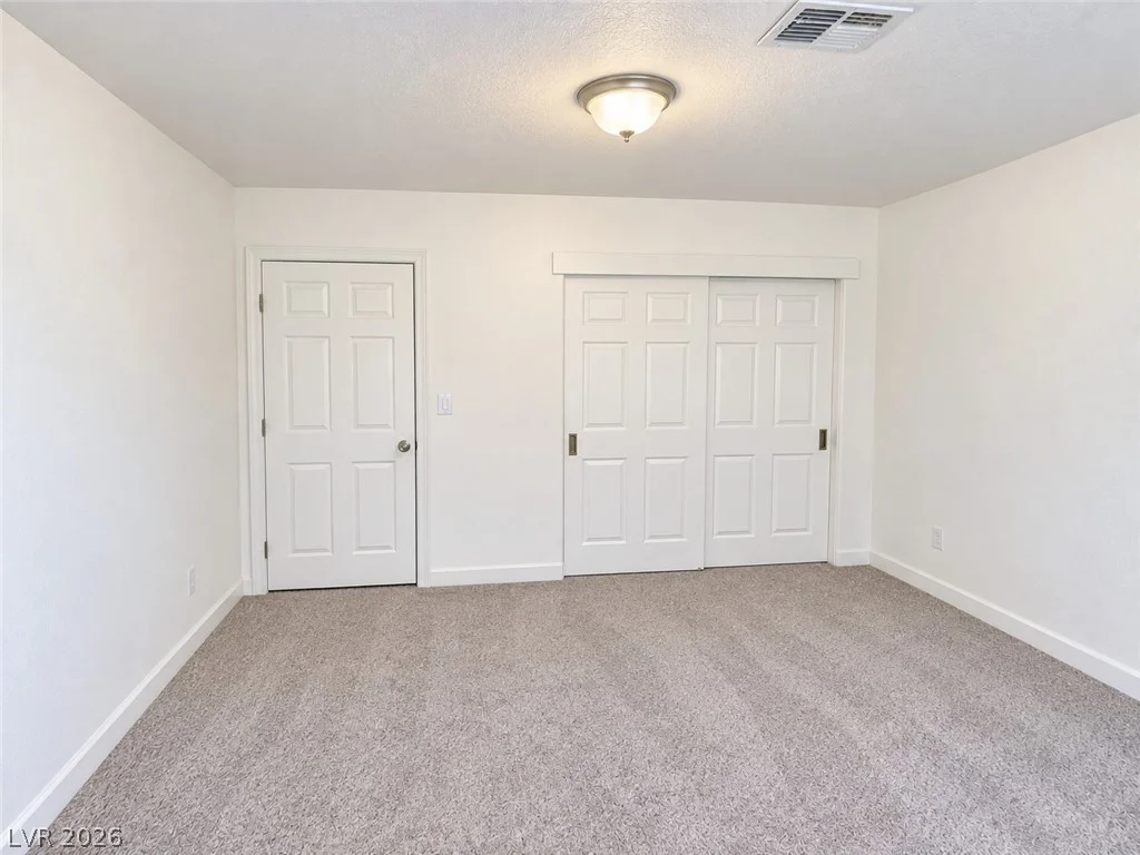 5855 Oakey, Las Vegas, NV 89146