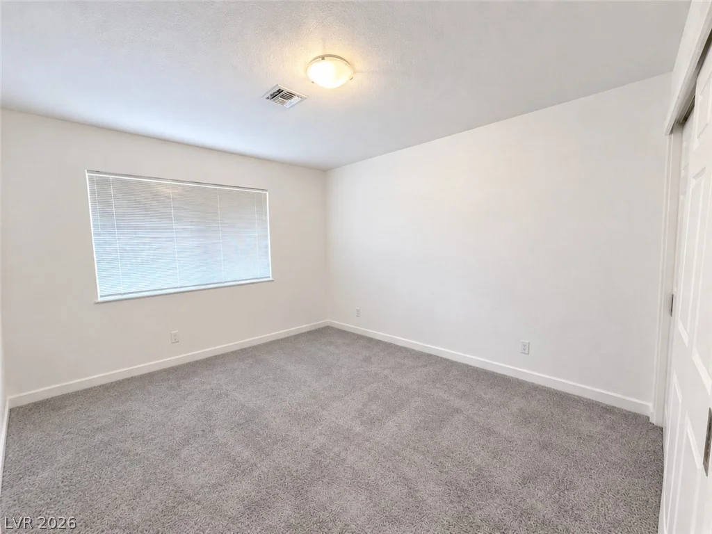 5855 Oakey, Las Vegas, NV 89146