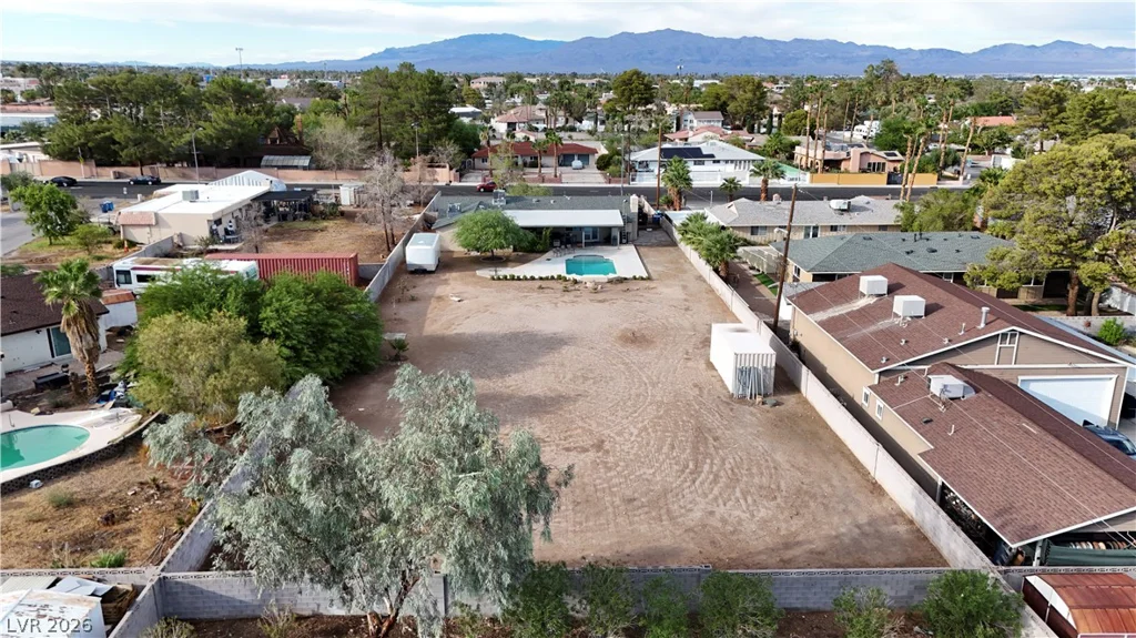 5855 Oakey, Las Vegas, NV 89146