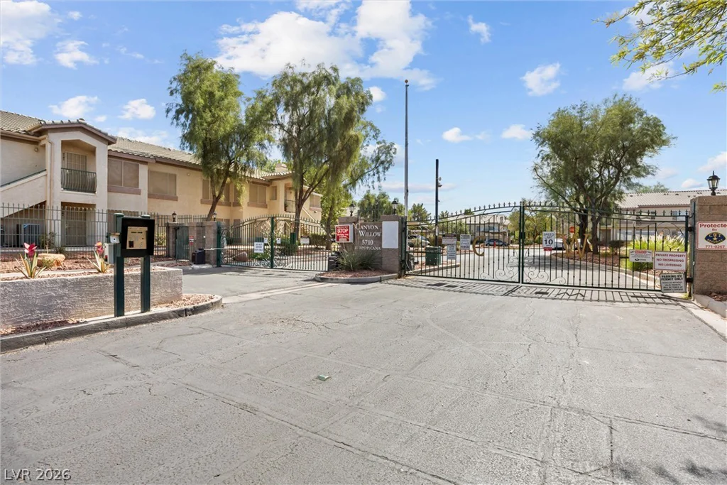 5710 Tropicana, Las Vegas, NV 89122
