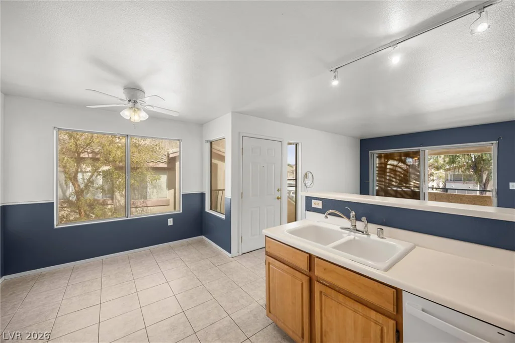 5710 Tropicana, Las Vegas, NV 89122