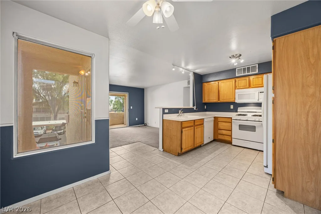 5710 Tropicana, Las Vegas, NV 89122