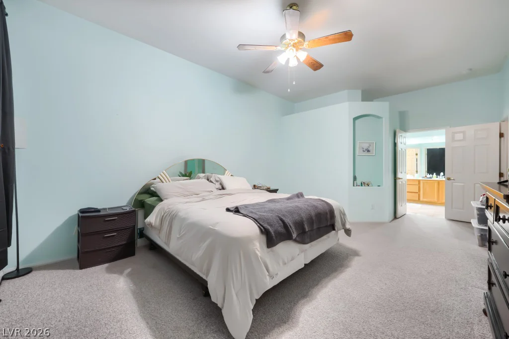 8641 Crest Hill, Las Vegas, NV 89145