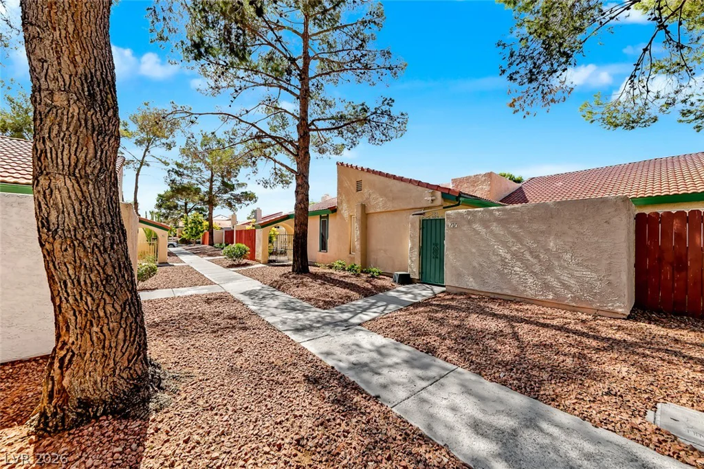 737 Heritage Vista, Henderson, NV 89015