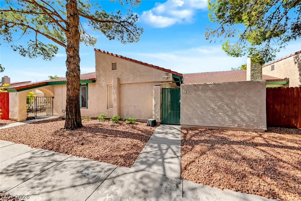 737 Heritage Vista, Henderson, NV 89015
