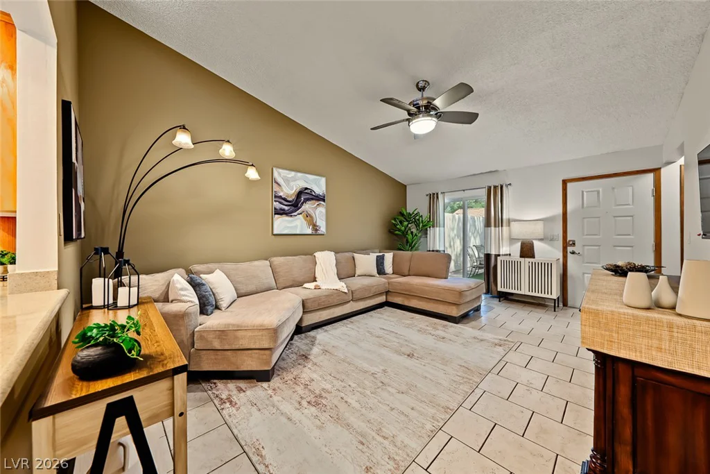 737 Heritage Vista, Henderson, NV 89015