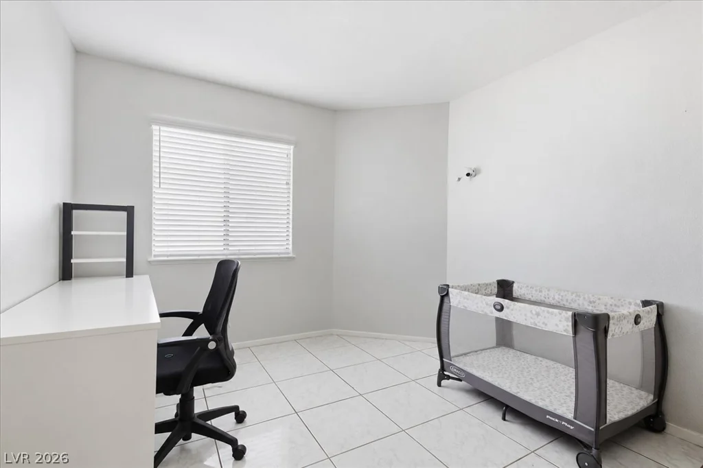 3960 Grapefruit, Las Vegas, NV 89103