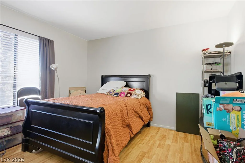 3960 Grapefruit, Las Vegas, NV 89103