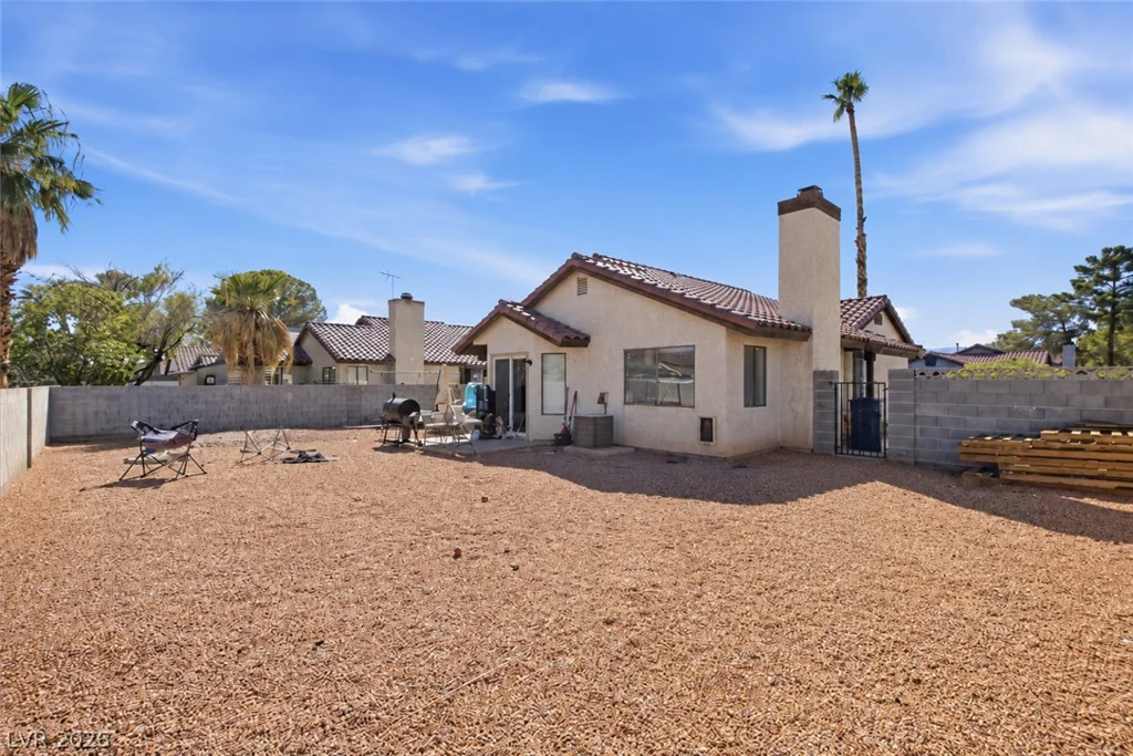 3960 Grapefruit, Las Vegas, NV 89103