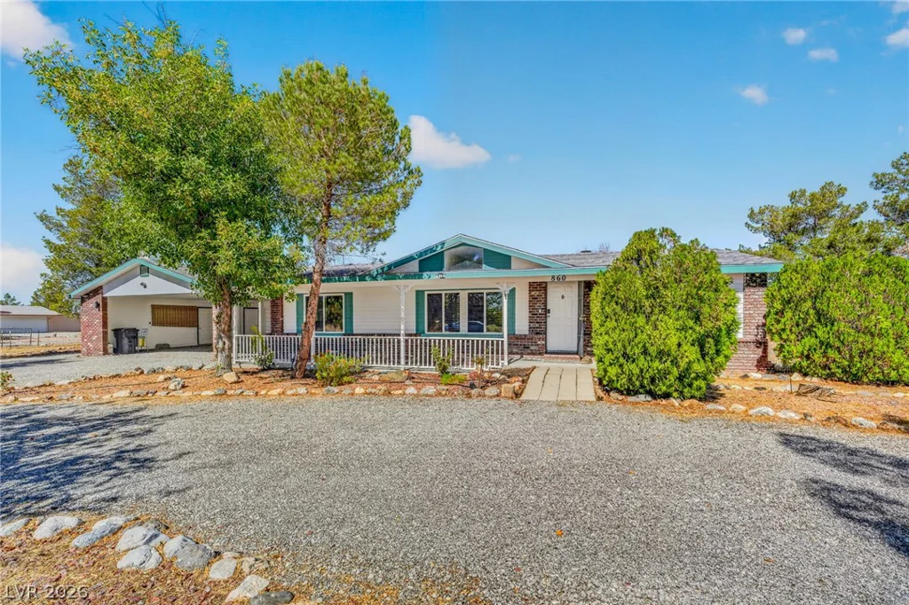 860 Dixieland, Pahrump, NV 89048