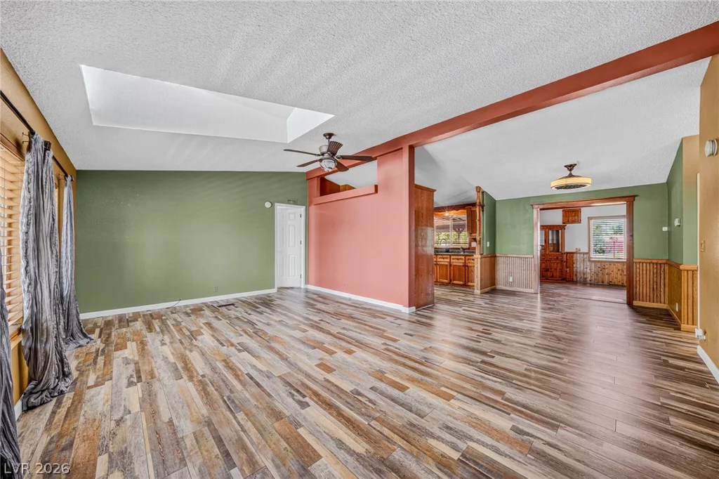 860 Dixieland, Pahrump, NV 89048