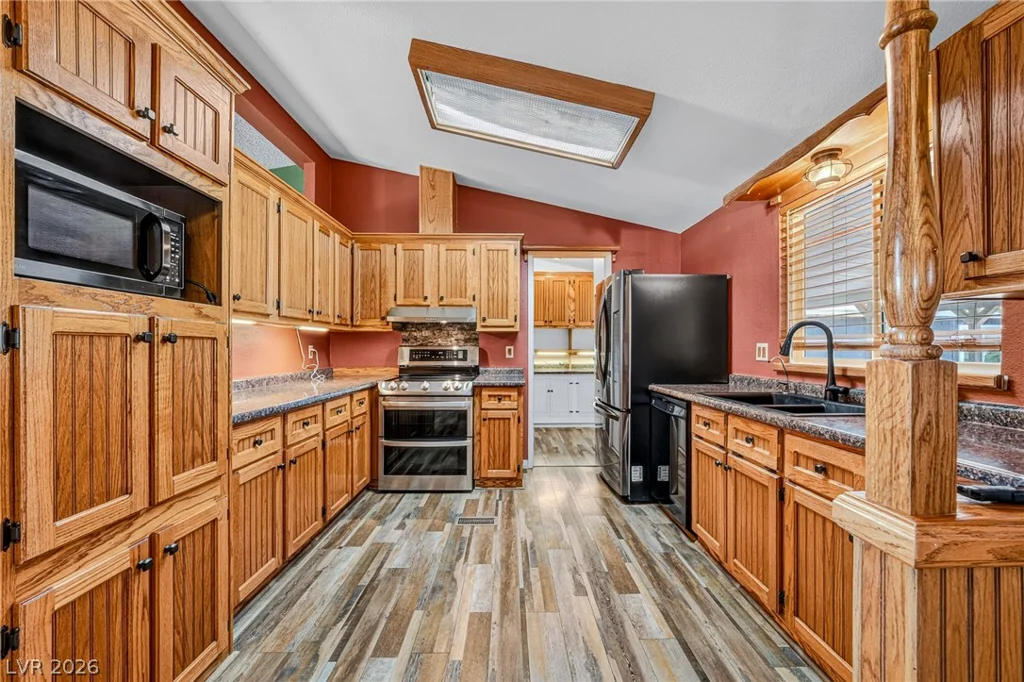 860 Dixieland, Pahrump, NV 89048