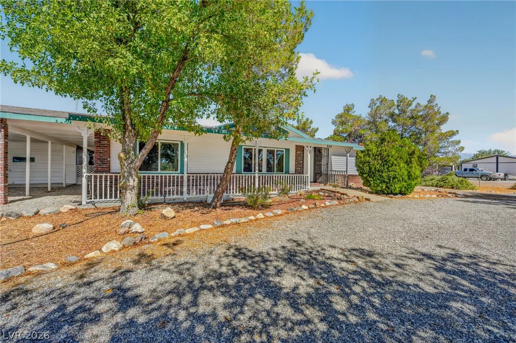 860 Dixieland, Pahrump, NV 89048