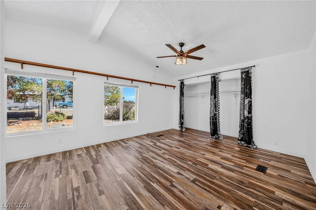860 Dixieland, Pahrump, NV 89048