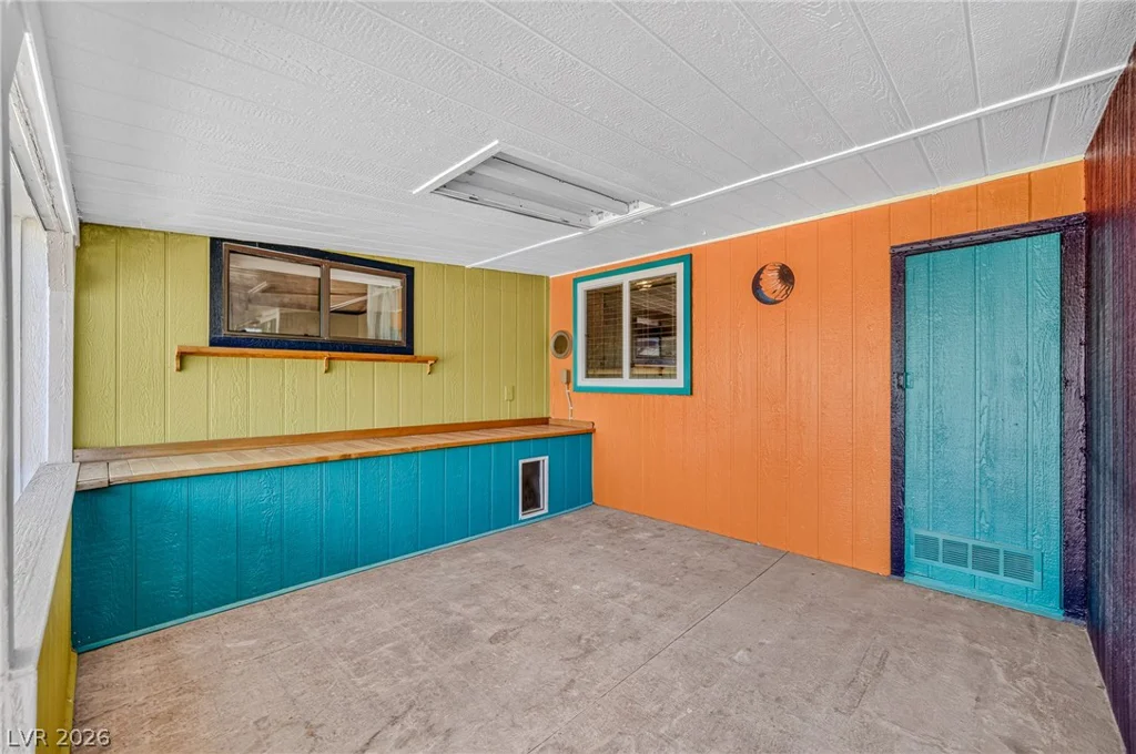 860 Dixieland, Pahrump, NV 89048