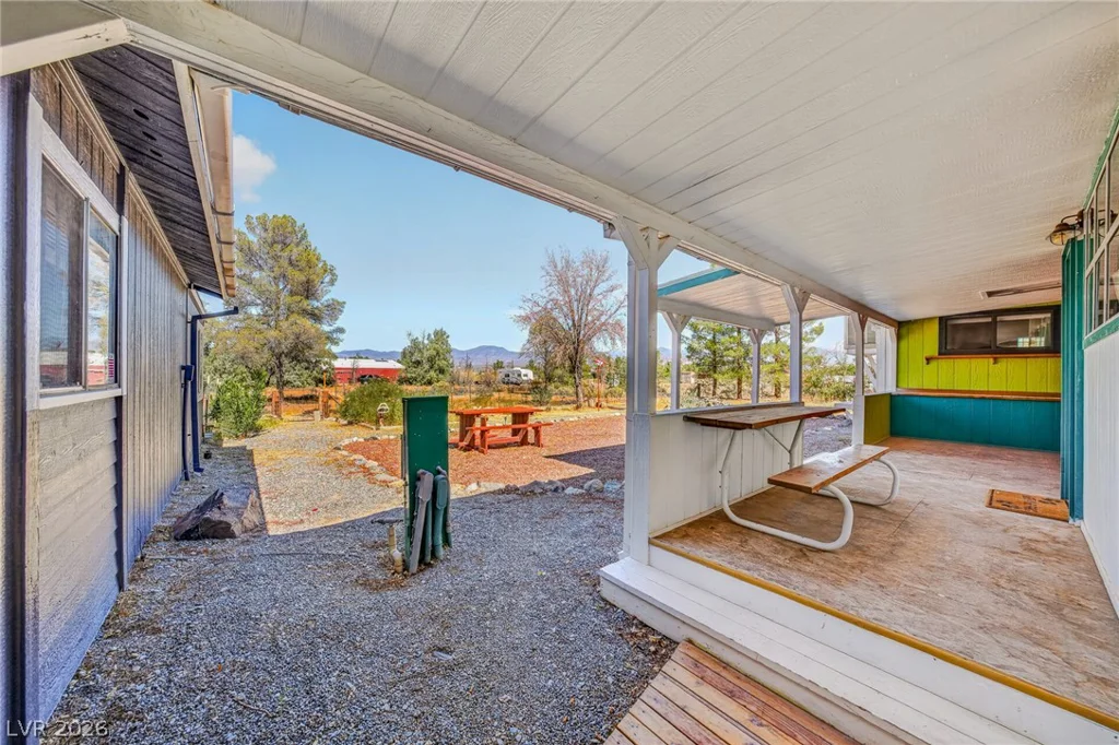 860 Dixieland, Pahrump, NV 89048