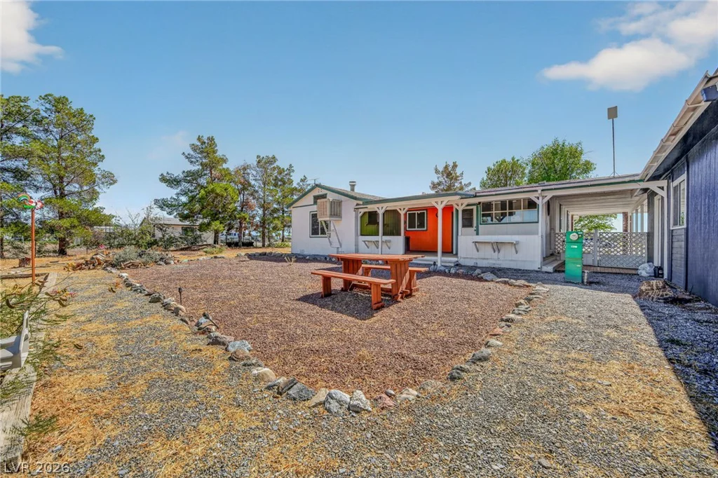 860 Dixieland, Pahrump, NV 89048