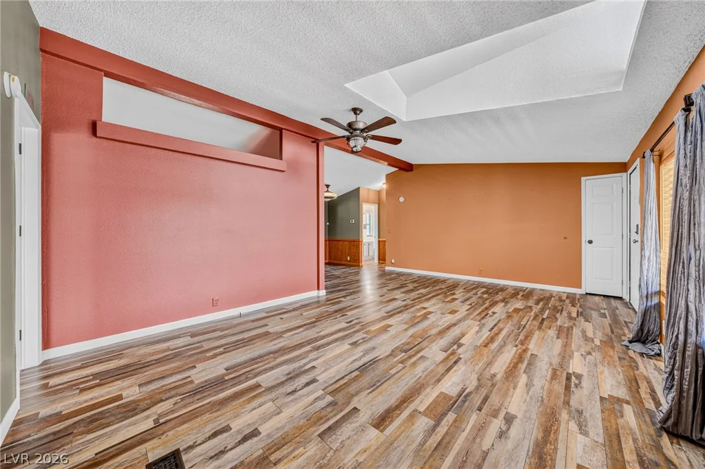 860 Dixieland, Pahrump, NV 89048