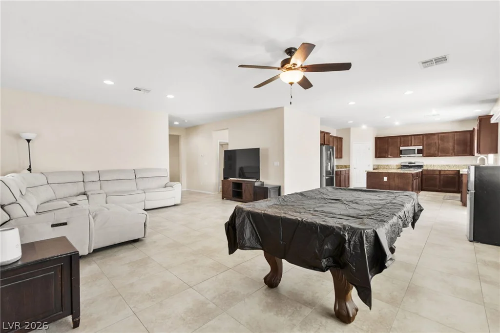 1517 Blues, North Las Vegas, NV 89081