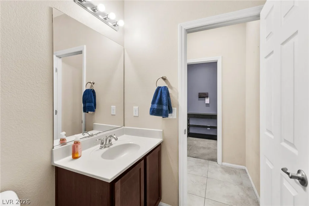 1517 Blues, North Las Vegas, NV 89081