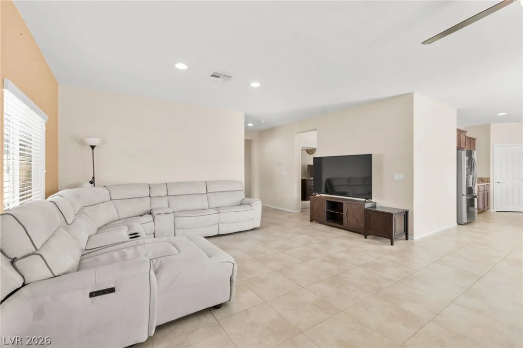 1517 Blues, North Las Vegas, NV 89081