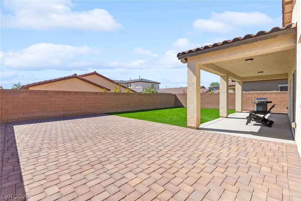 1517 Blues, North Las Vegas, NV 89081