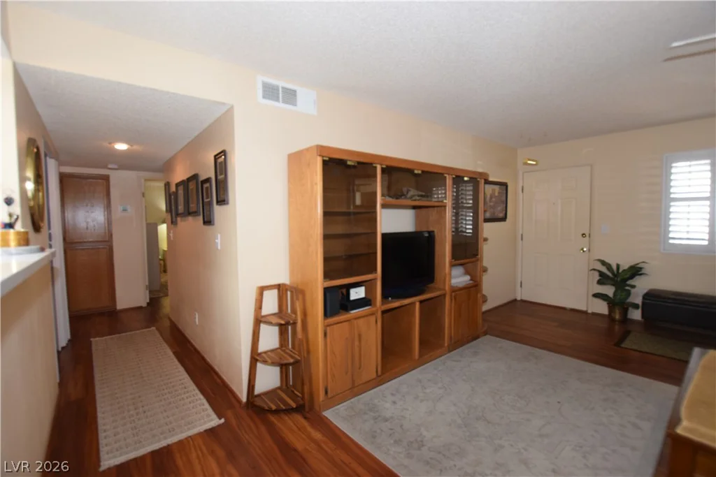 1575 Warm Springs, Henderson, NV 89014