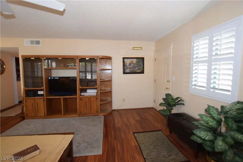 1575 Warm Springs, Henderson, NV 89014
