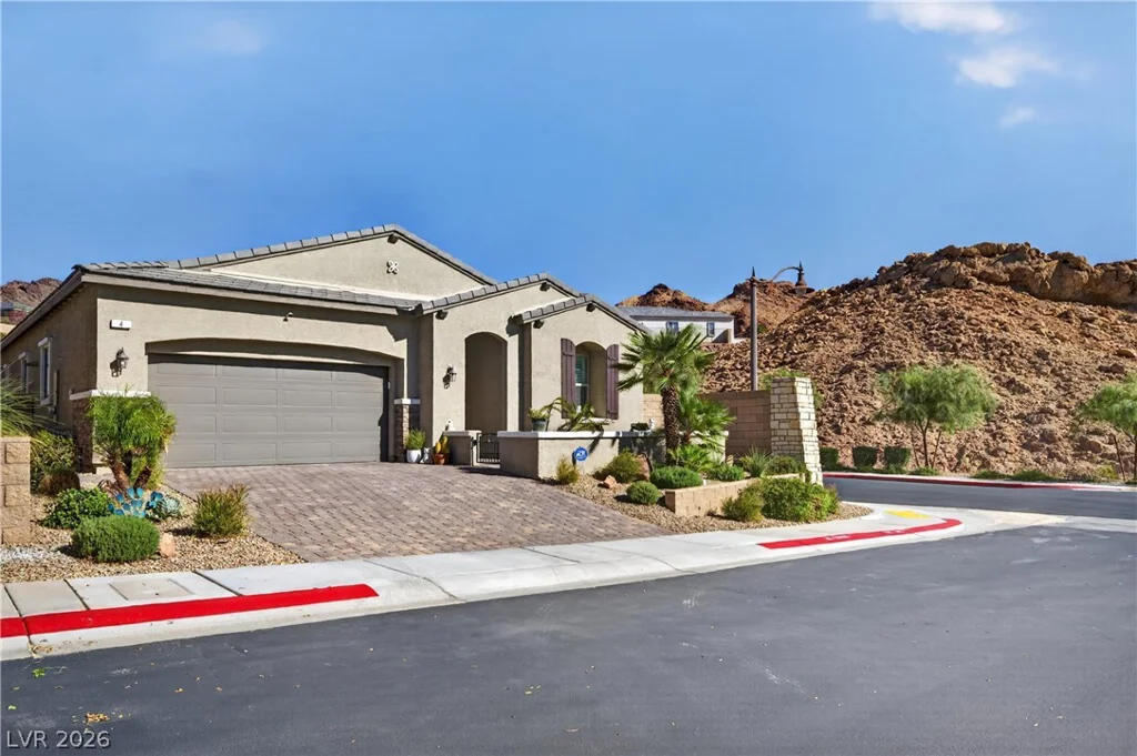4 Bobado, Henderson, NV 89011