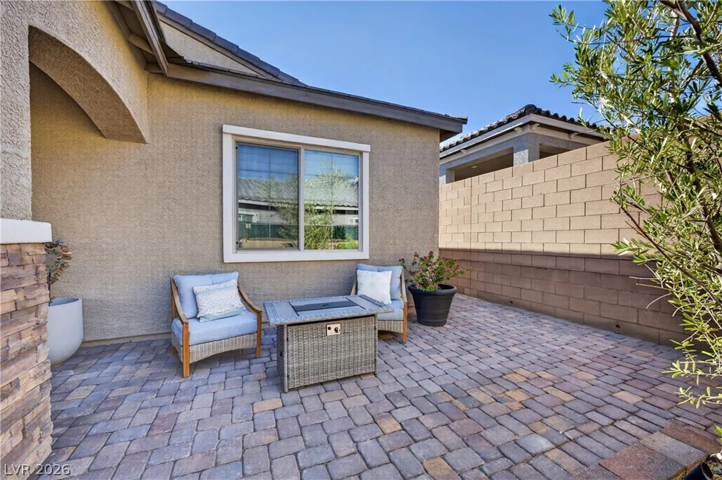 4 Bobado, Henderson, NV 89011